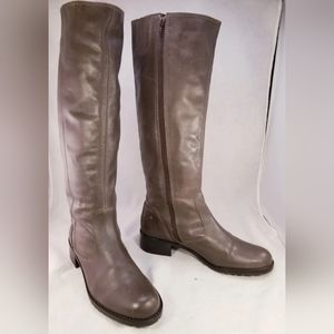 Donald pliner riding equestrian